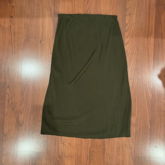 Madewell Olive Green Satin Slip Skirt size 10 - Picture 5 of 5